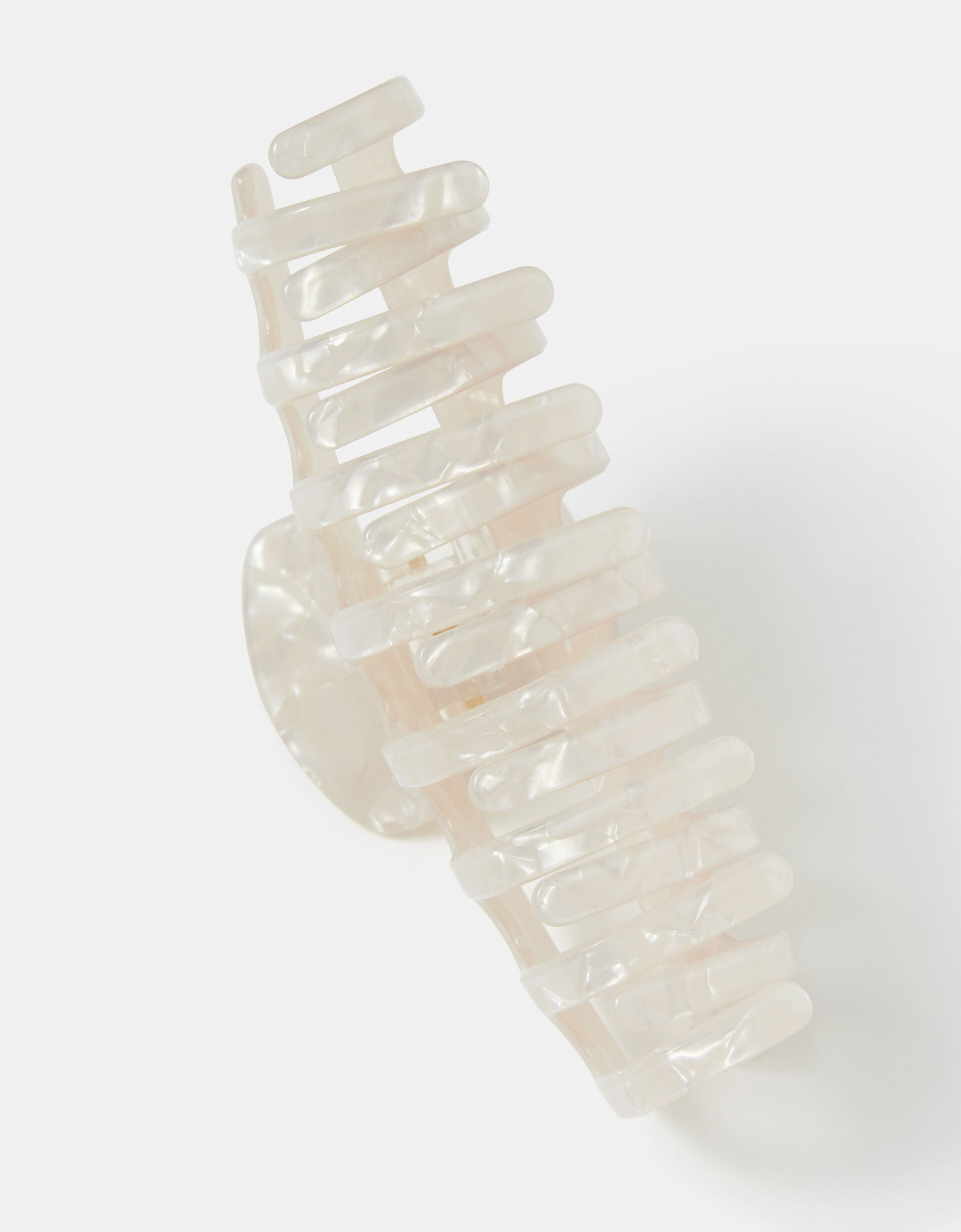 PEARLESCENT CLAW CLIP